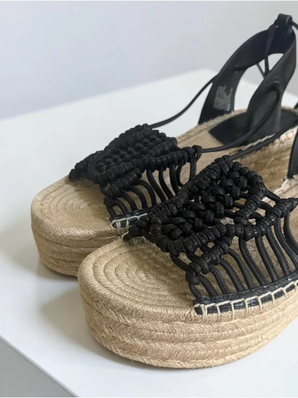 Authentic Tory Burch Black Tan Woven Platform Espadrille Sandals! Size 7 EUC!!